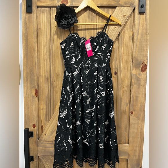 Lilly Pulitzer NWT Camella Dress 00 Black Lace - Picture 2 of 4
